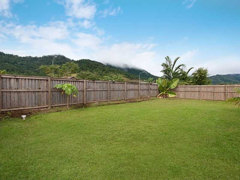 7 Scaglioni Street, Redlynch QLD 4870