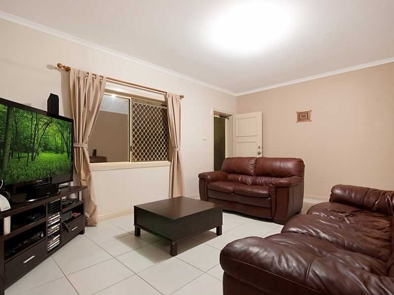 63 Hobson Drive, Brinsmead QLD 4870