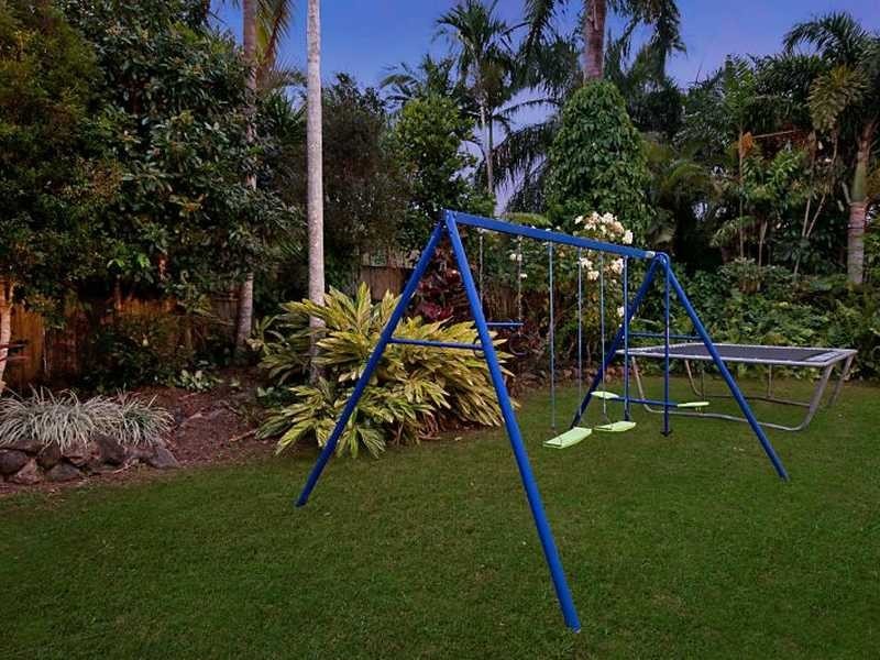 63 Hobson Drive, Brinsmead QLD 4870