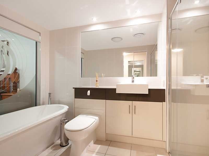 107/114 to 118 Abbott Street, Cairns City QLD 4870