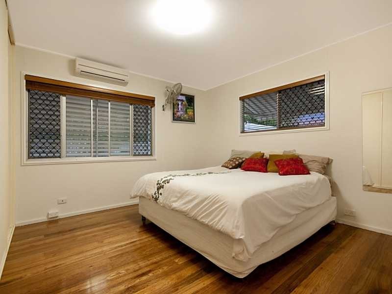 113 Russell Street, Edge Hill QLD 4870