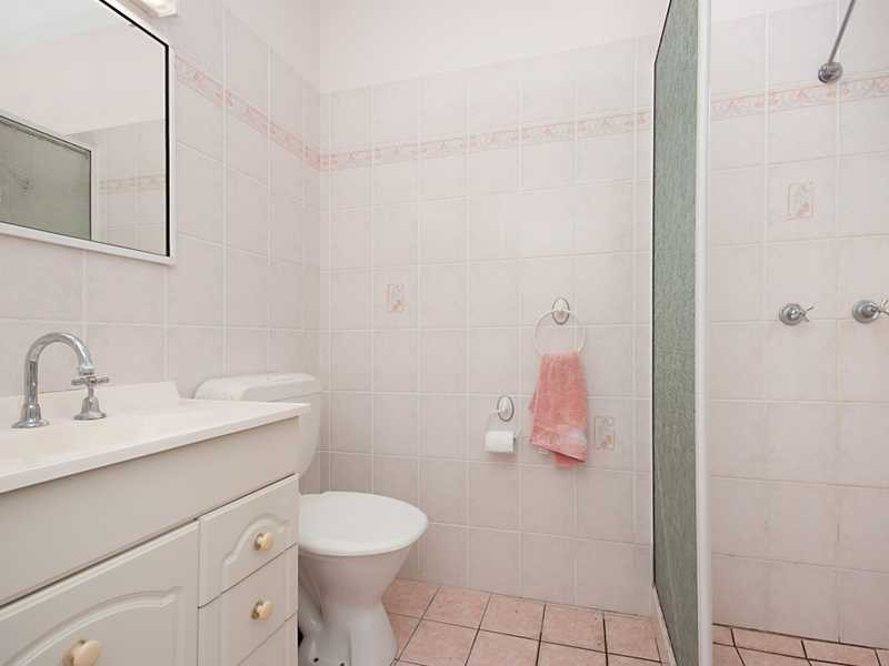 14 Hymes Street, Kanimbla QLD 4870