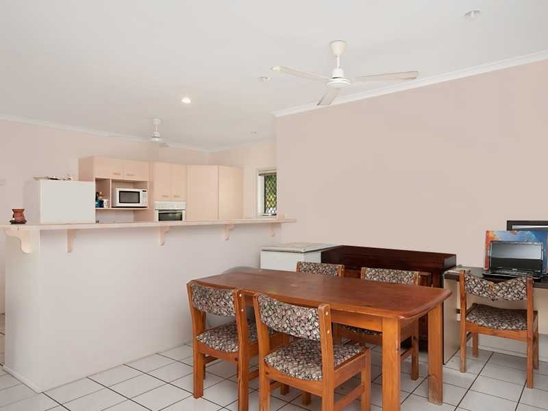 14 Hymes Street, Kanimbla QLD 4870