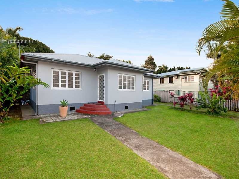 2 Casella Street, Earlville QLD 4870