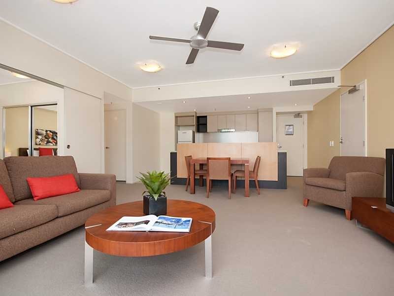 30904/99 Esplanade, Cairns City QLD 4870
