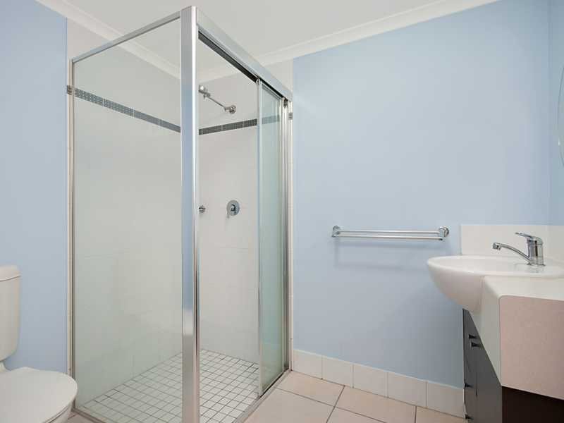 24/44 Pease Street, Cairns QLD 4870