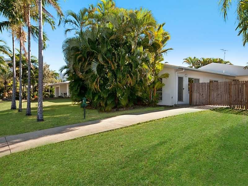 13 Vianen Close, Bentley Park QLD 4869