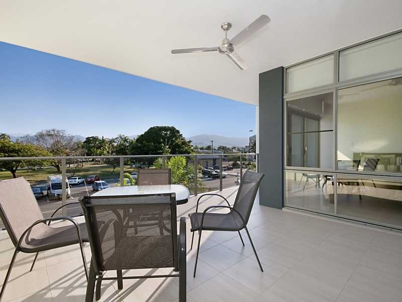 205/174 Grafton Street, Cairns City QLD 4870
