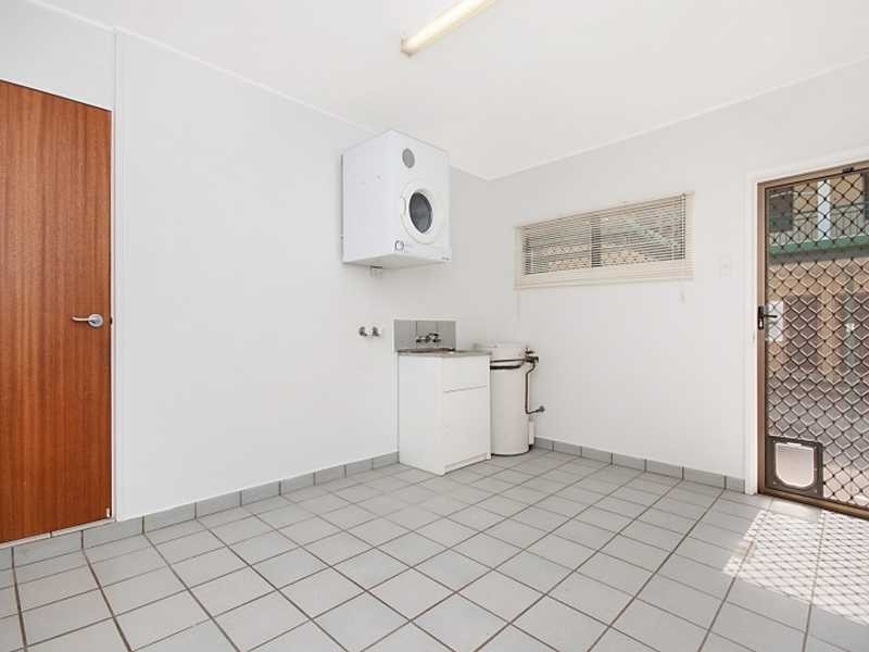 1/194 McCoombe Street, Cairns QLD 4870