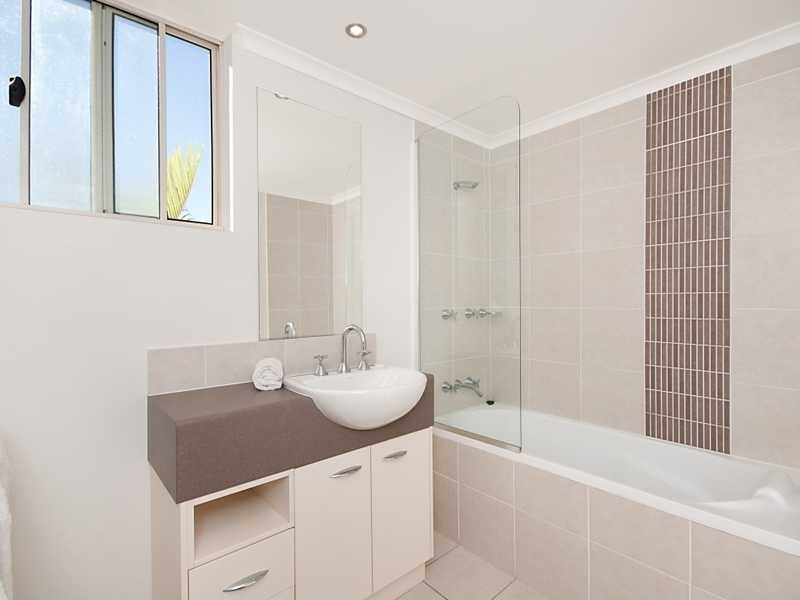 31/164 Spence Street, Cairns QLD 4870