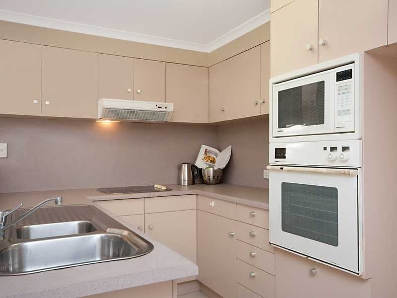 101/279 Esplanade, Cairns North QLD 4870