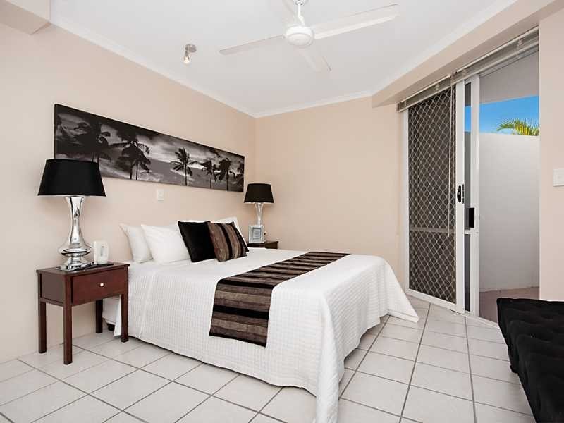 101/279 Esplanade, Cairns North QLD 4870