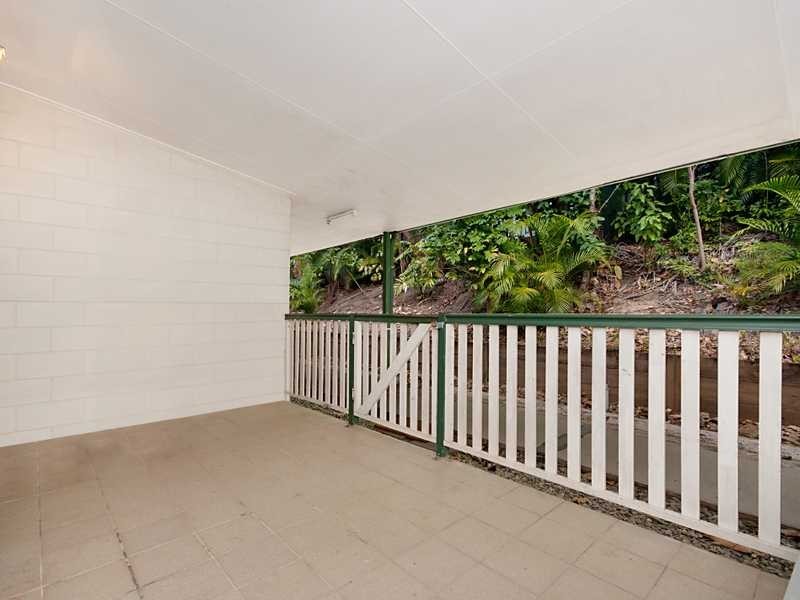 3/80 Old Smithfield Road, Freshwater QLD 4870