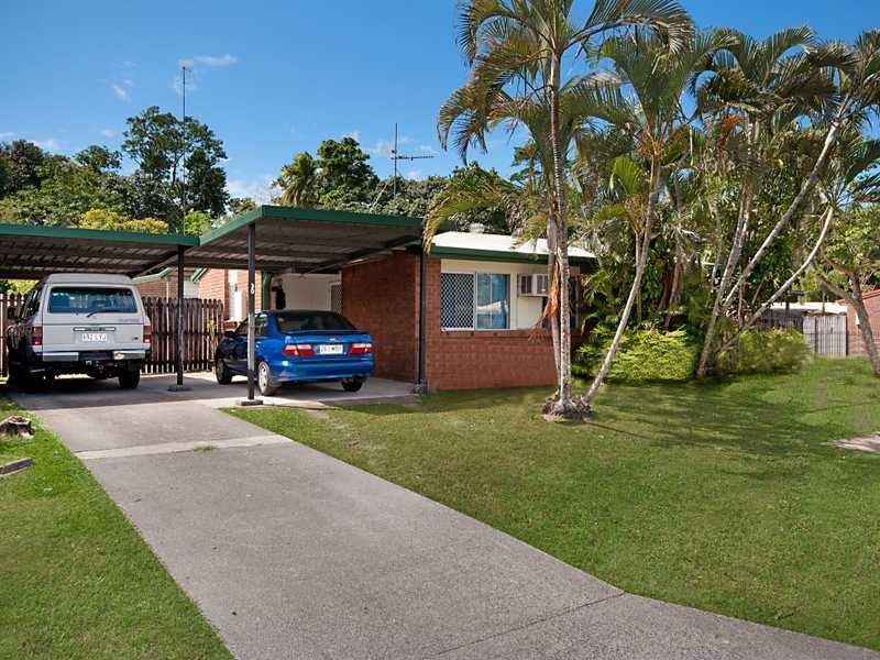 30 Long Street, Mooroobool QLD 4870