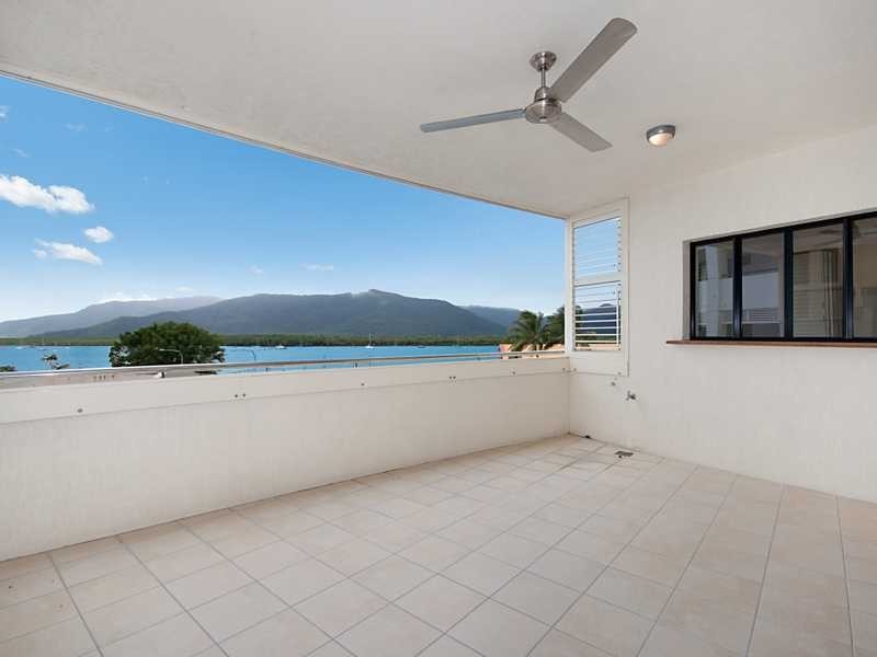 404/27-29 Wharf Street, Cairns City QLD 4870