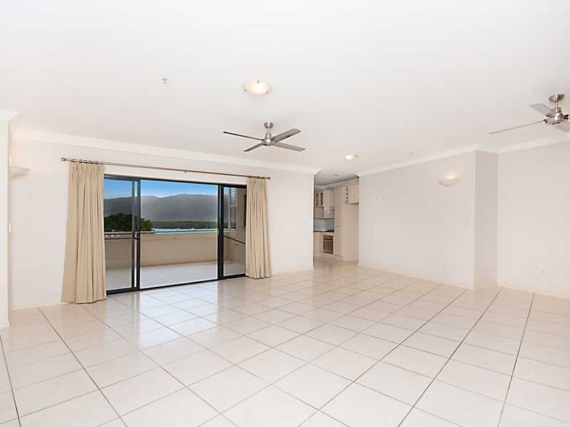 404/27-29 Wharf Street, Cairns City QLD 4870