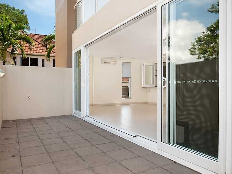 4/21 Digger Street, Cairns North QLD 4870