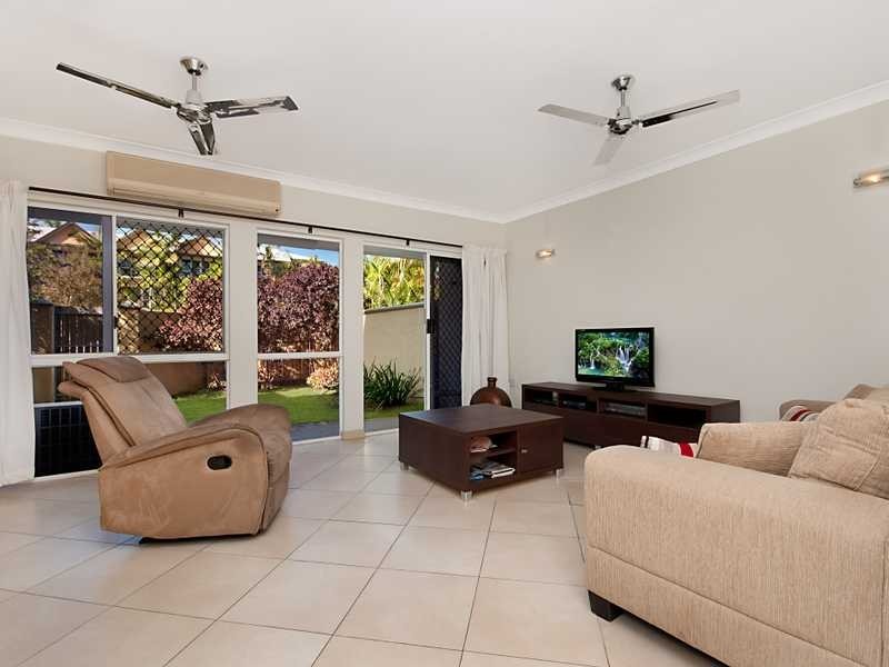 1/17 Digger Street, Cairns North QLD 4870