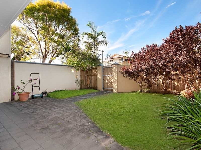 1/17 Digger Street, Cairns North QLD 4870