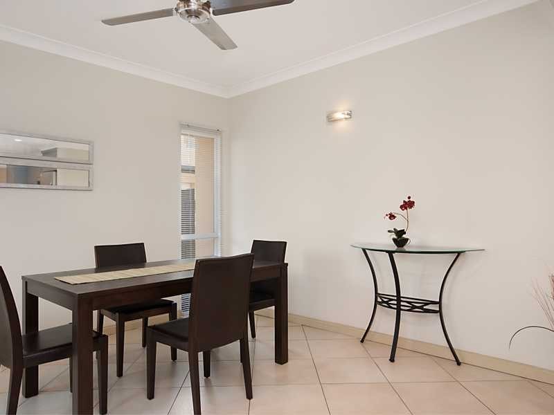 1/17 Digger Street, Cairns North QLD 4870