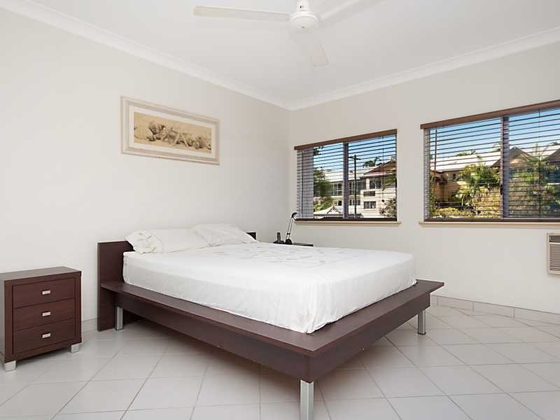 1/17 Digger Street, Cairns North QLD 4870