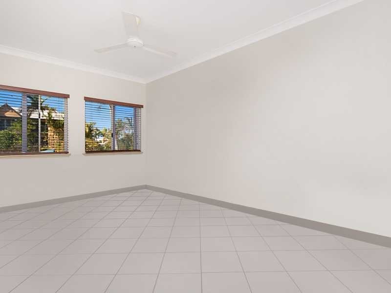 1/17 Digger Street, Cairns North QLD 4870