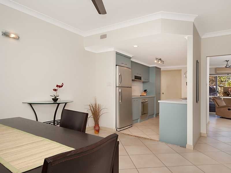 1/17 Digger Street, Cairns North QLD 4870