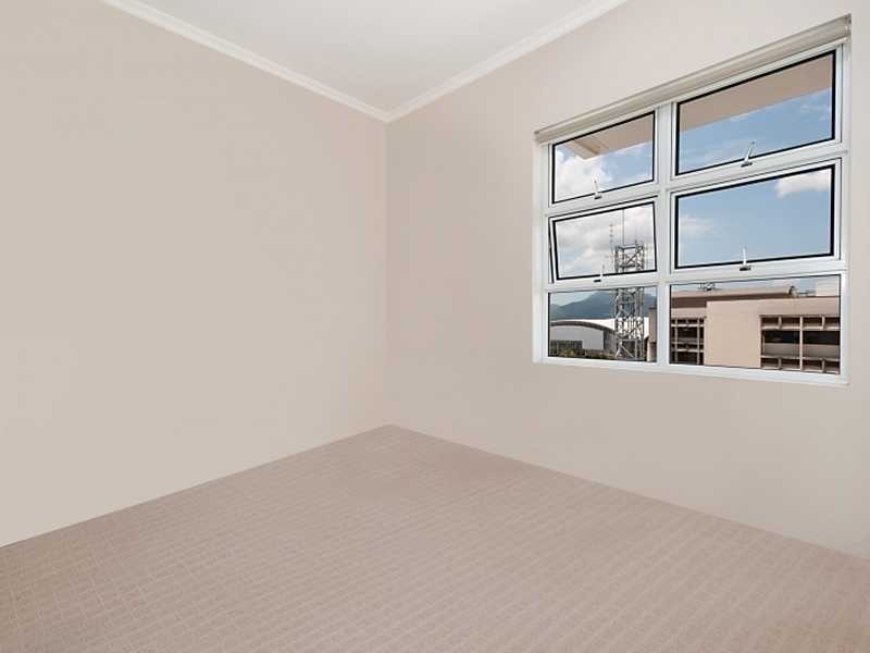 25/73 Spence Street, Cairns City QLD 4870
