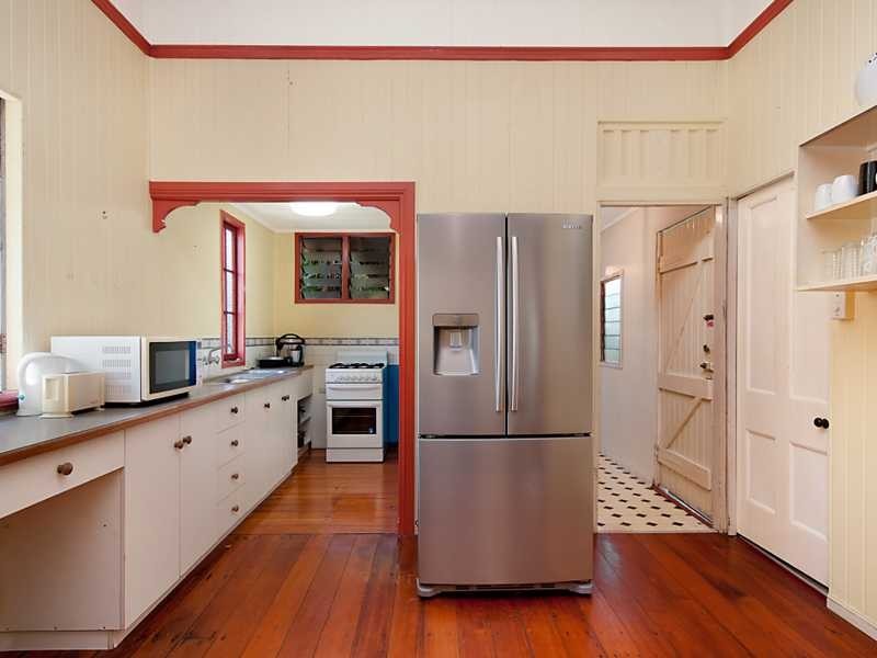 22 Grove Street, Cairns North QLD 4870
