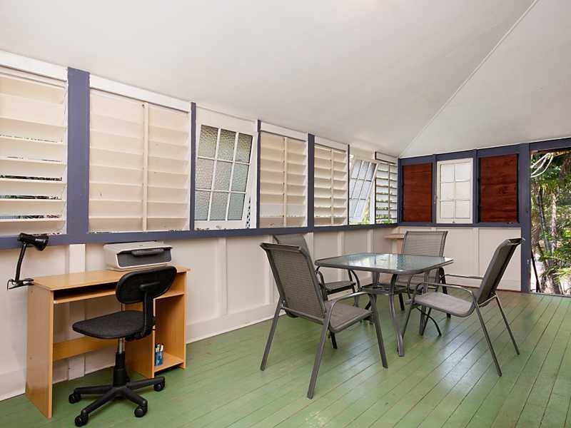 22 Grove Street, Cairns North QLD 4870