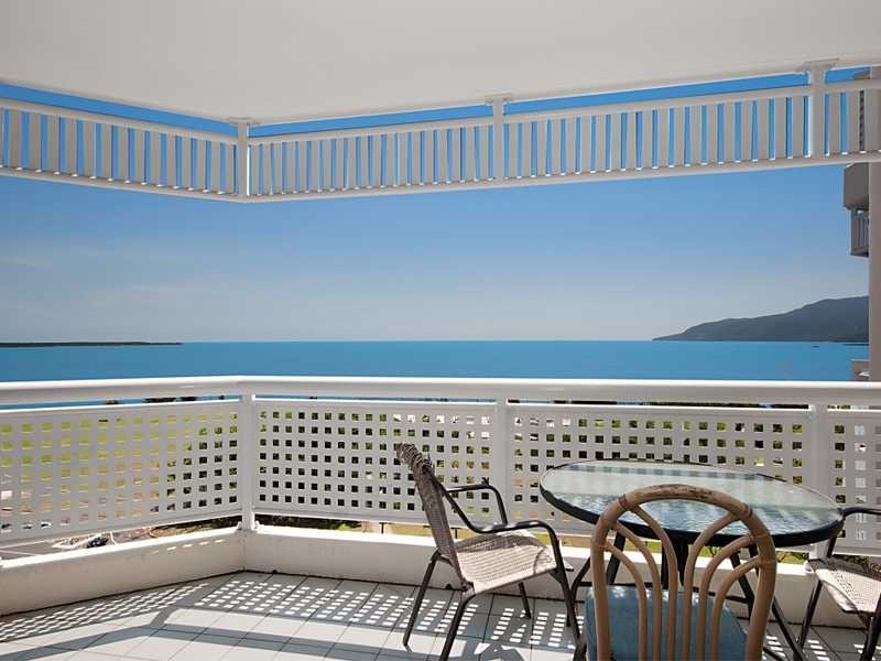 91 A & B/209 Abbott Street, Cairns North QLD 4870