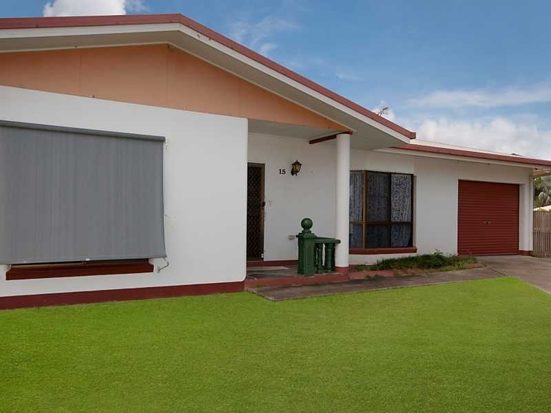 15 Wentworth Close, Bentley Park QLD 4869