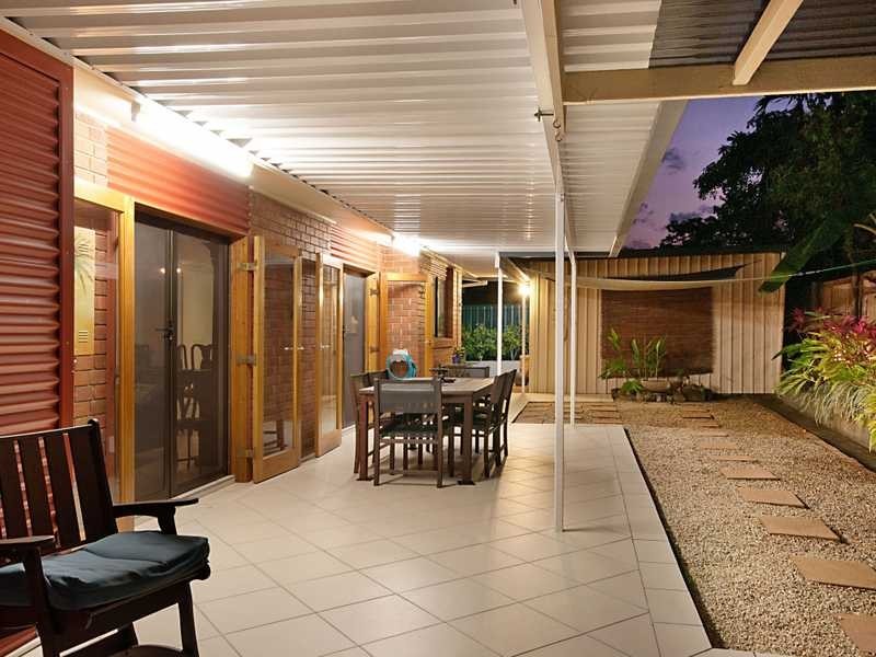 1 Iona Close, Edge Hill QLD 4870