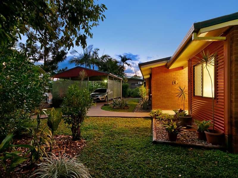 1 Iona Close, Edge Hill QLD 4870