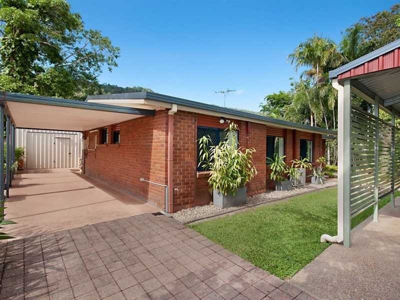 1 Iona Close, Edge Hill QLD 4870