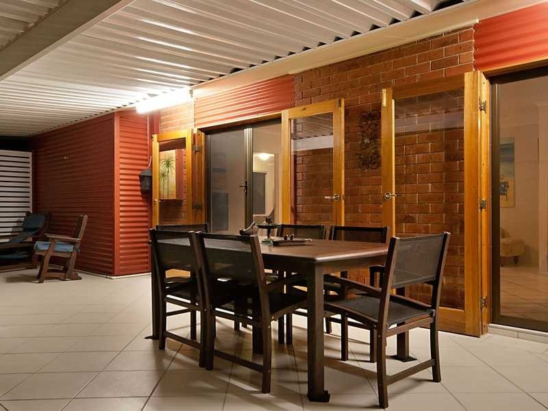 1 Iona Close, Edge Hill QLD 4870