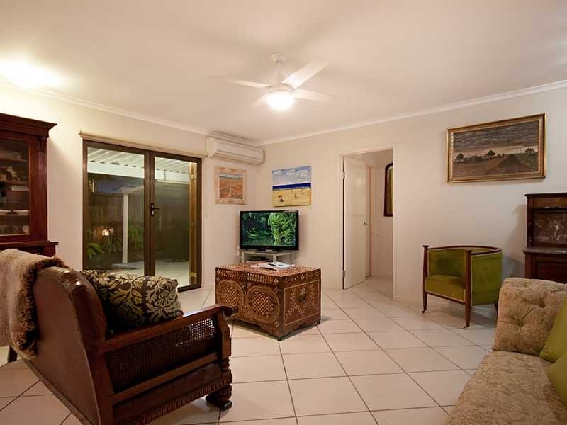 1 Iona Close, Edge Hill QLD 4870