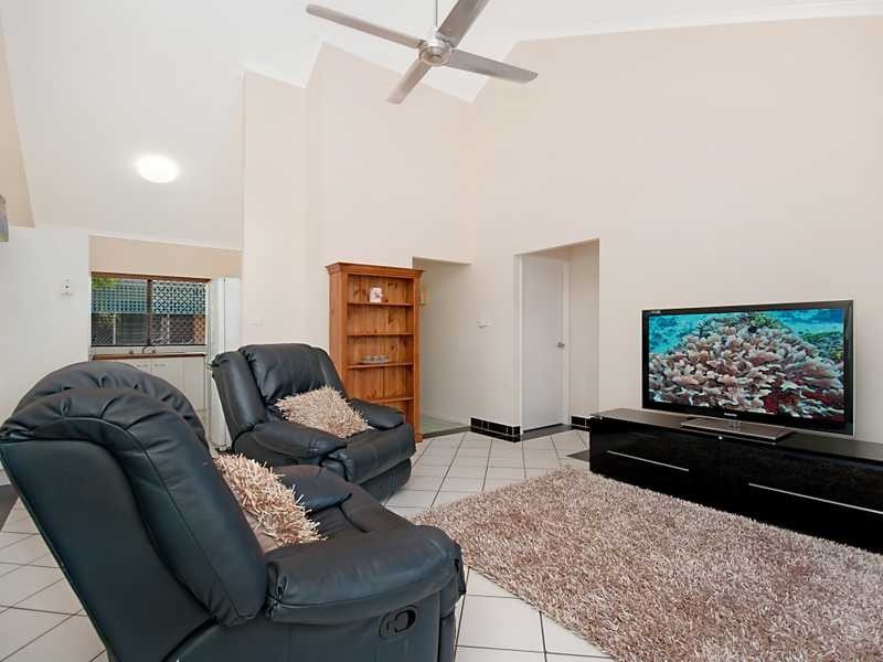 10/25 Balaclava Road, Cairns QLD 4870