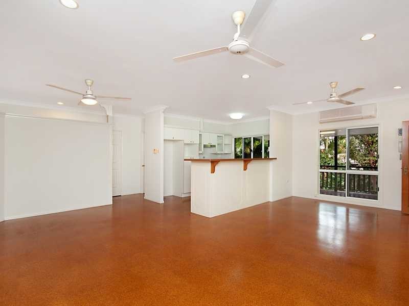 16 Baway Close, Caravonica QLD 4878