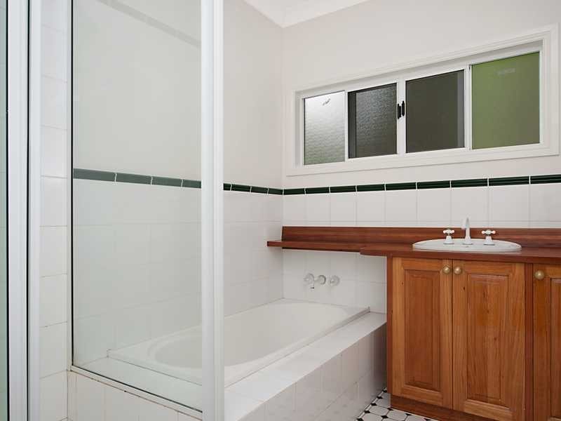 16 Baway Close, Caravonica QLD 4878