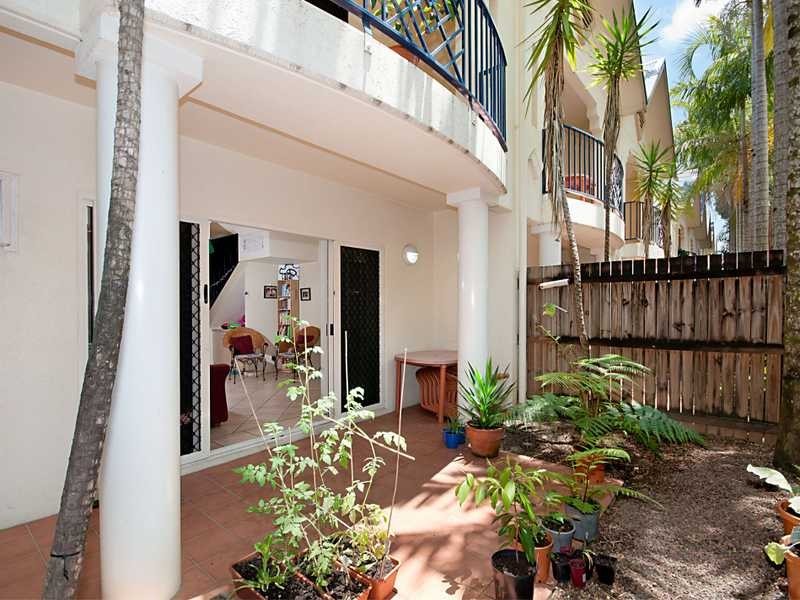 18/10 Digger Street, Cairns QLD 4870
