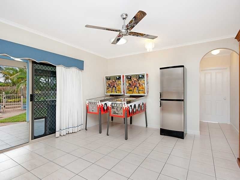 4 Banyan Close, Mount Sheridan QLD 4868