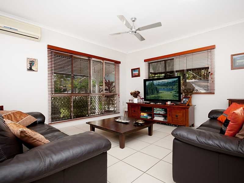 20 Hobson Drive, Brinsmead QLD 4870