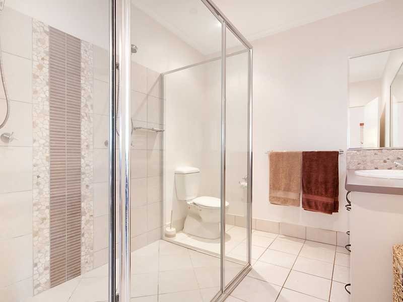 20 Hobson Drive, Brinsmead QLD 4870