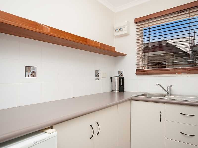 20 Hobson Drive, Brinsmead QLD 4870