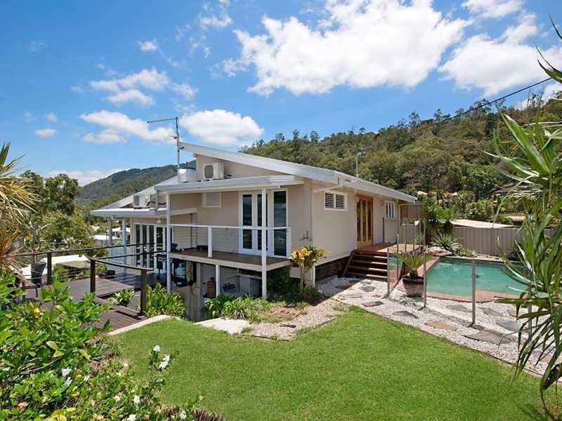 7 Aldinga Close, Whitfield QLD 4870