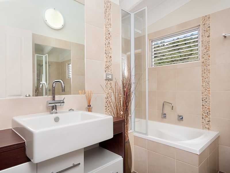 7 Aldinga Close, Whitfield QLD 4870