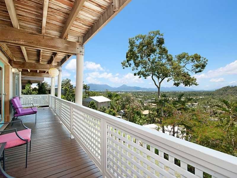 7 Aldinga Close, Whitfield QLD 4870