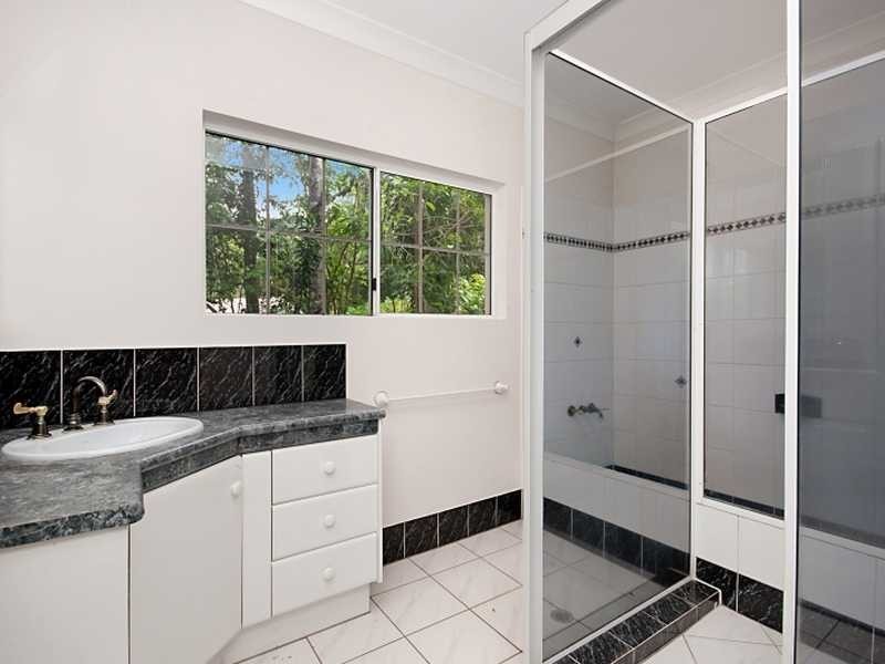 7 Christie Drive, Brinsmead QLD 4870
