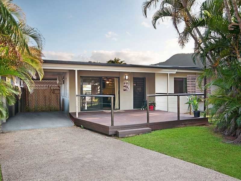 13 Woomera Street, Bayview Heights QLD 4868